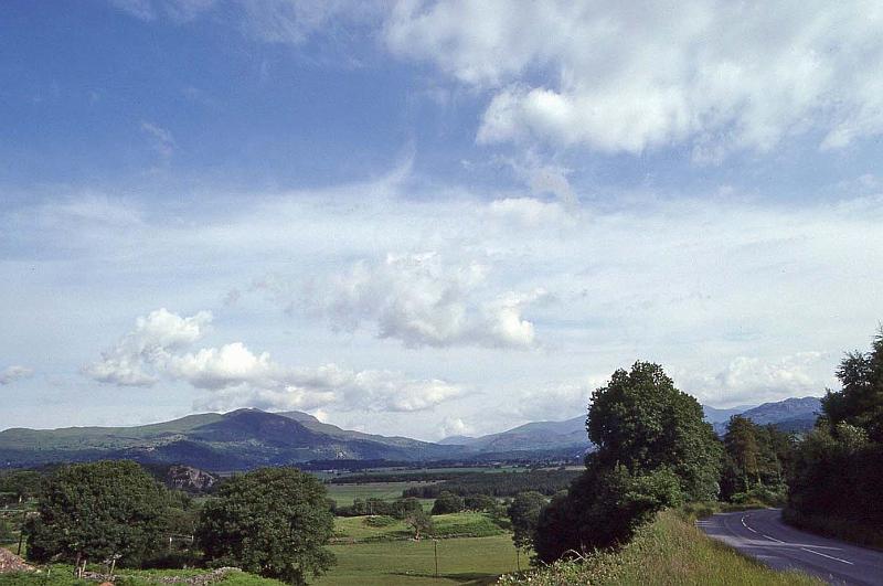 WT 2700 336-27 UK 1992-1.jpg